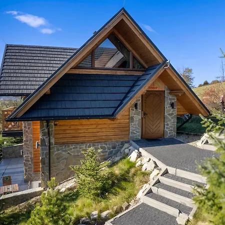 Regionalne Tatrzanskie Echo Z Widokiem Na Tatry