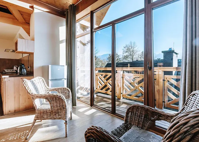 Regionalne Tatrzanskie Echo Z Widokiem Na Tatry *