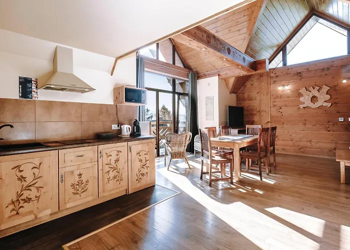 Regionalne Tatrzanskie Echo Z Widokiem Na Tatry *